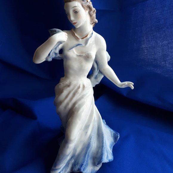 Stunning! Lore Friedrich Groenau figure for Rosenthal Germany, "Melody"- minty - Picture 3 of 8